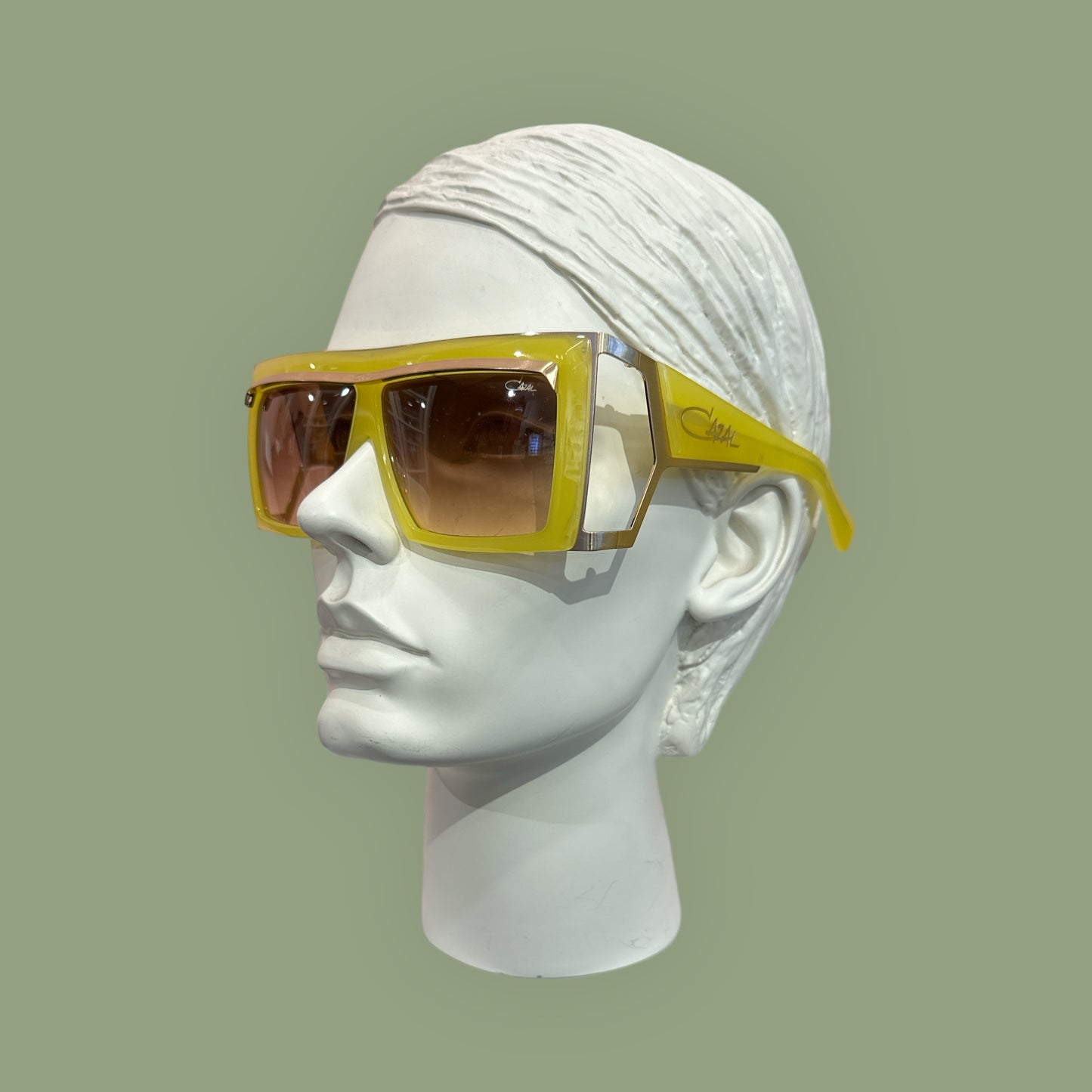 300 Col.004 Cazal Legends Limeted Edition