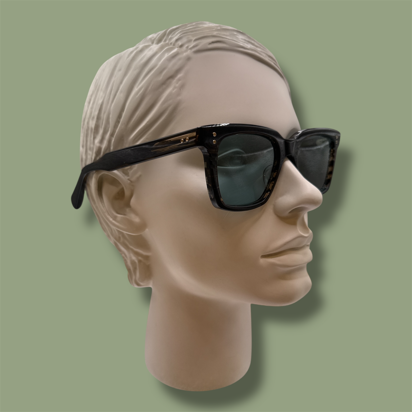 Dita Sequqia Braun Vintage